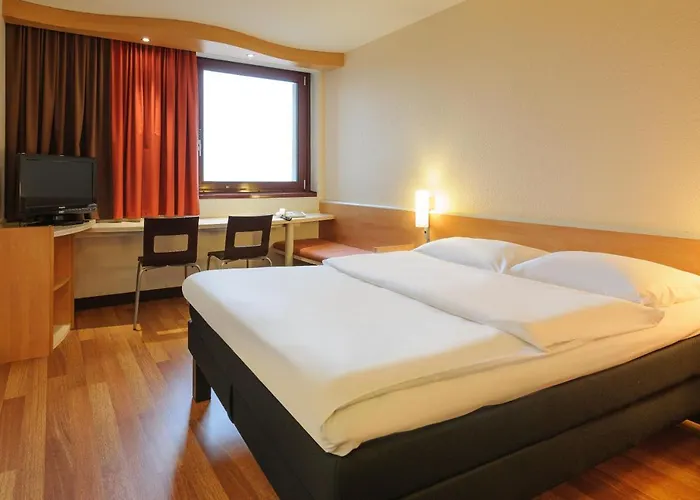 Ibis Mariahilf Hotel 3*