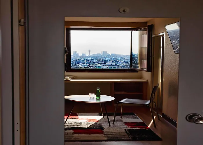 Ibis Mariahilf Hotel 3*